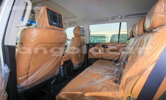 Buy Import Nissan Patrol White Car in Import - Dubai in Bengo Province Buy Import Nissan Patrol White Car in Import - Dubai in Bengo Province