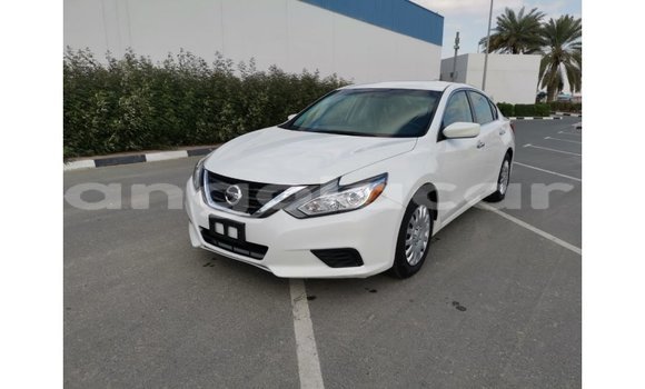 Acheter Import Voiture Nissan Altima Blanc à Import - Dubai, Province de Bengo Acheter Import Voiture Nissan Altima Blanc à Import - Dubai, Province de Bengo