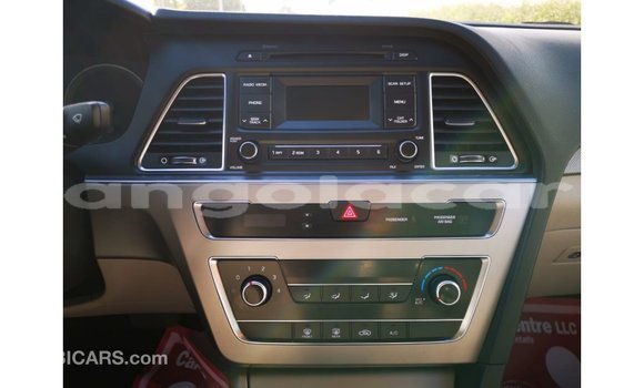 Acheter Import Voiture Hyundai Sonata Blanc à Import - Dubai, Province de Bengo Acheter Import Voiture Hyundai Sonata Blanc à Import - Dubai, Province de Bengo