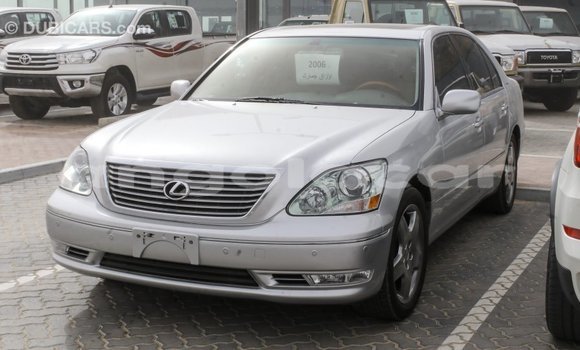 Acheter Import Voiture Lexus LS Autre à Import - Dubai, Province de Bengo Acheter Import Voiture Lexus LS Autre à Import - Dubai, Province de Bengo