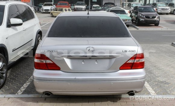 Acheter Import Voiture Lexus LS Autre à Import - Dubai, Province de Bengo Acheter Import Voiture Lexus LS Autre à Import - Dubai, Province de Bengo
