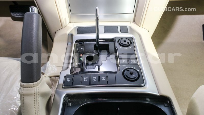 Big with watermark toyota land cruiser bengo province import dubai 7237