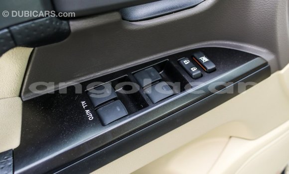 Comprar Importar Toyota Land Cruiser Branco Carro em Import - Dubai em Bengo Province Comprar Importar Toyota Land Cruiser Branco Carro em Import - Dubai em Bengo Province