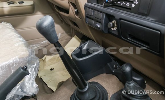 Acheter Import Voiture Toyota Land Cruiser Beige à Import - Dubai, Province de Bengo Acheter Import Voiture Toyota Land Cruiser Beige à Import - Dubai, Province de Bengo
