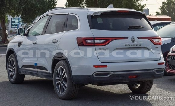 Acheter Import Voiture Renault Koleos Blanc à Import - Dubai, Province de Bengo Acheter Import Voiture Renault Koleos Blanc à Import - Dubai, Province de Bengo