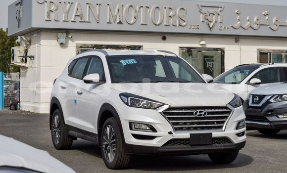 Buy Import Hyundai Tucson White Car in Import - Dubai in Bengo Province Buy Import Hyundai Tucson White Car in Import - Dubai in Bengo Province
