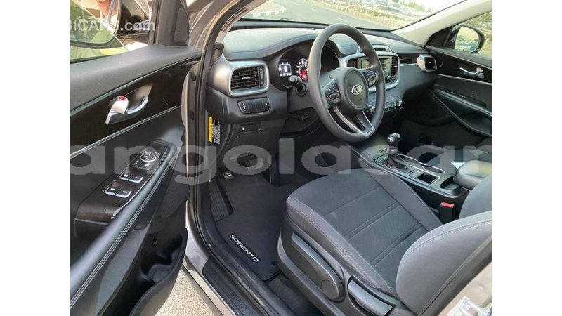Big with watermark kia sorento bengo province import dubai 7253