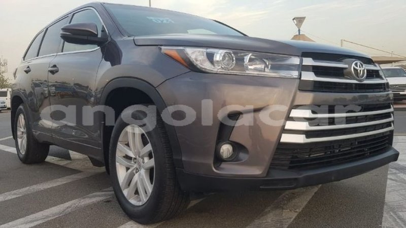 Big with watermark toyota highlander bengo province import dubai 7256