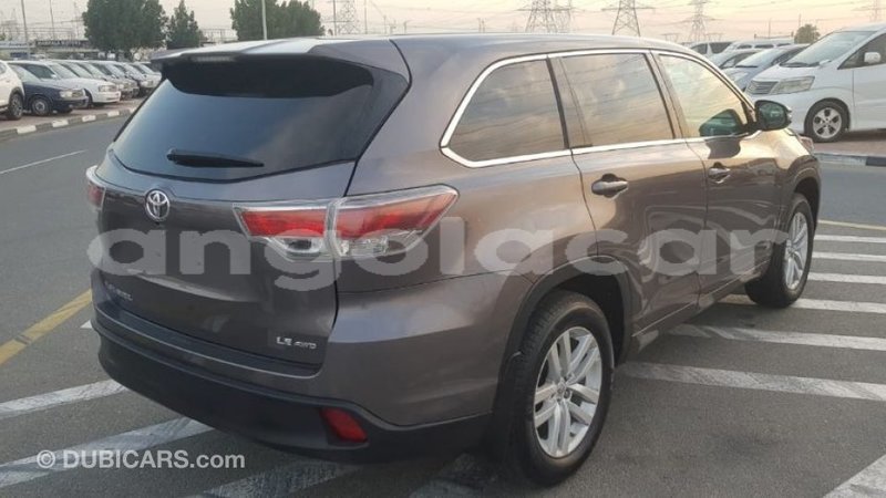 Big with watermark toyota highlander bengo province import dubai 7256