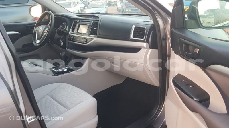 Big with watermark toyota highlander bengo province import dubai 7256