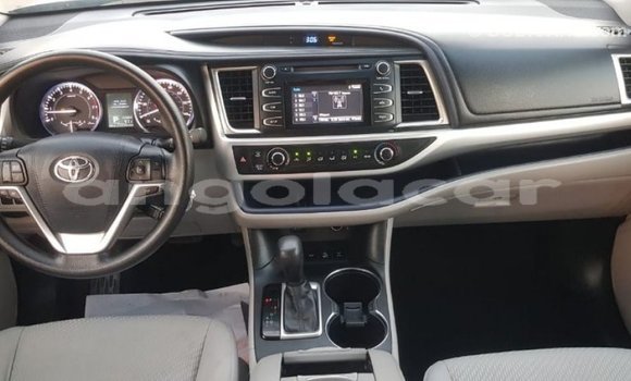 Comprar Importar Toyota Highlander Outro Carro em Import - Dubai em Bengo Province Comprar Importar Toyota Highlander Outro Carro em Import - Dubai em Bengo Province