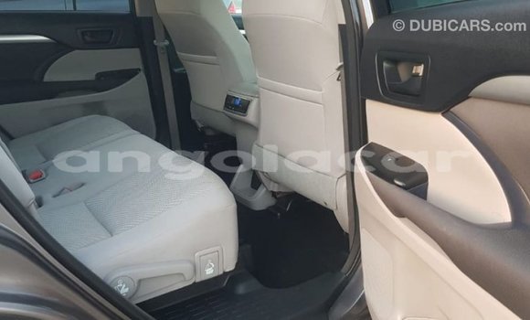 Comprar Importar Toyota Highlander Outro Carro em Import - Dubai em Bengo Province Comprar Importar Toyota Highlander Outro Carro em Import - Dubai em Bengo Province