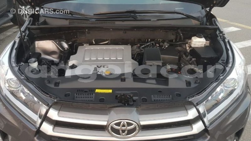 Big with watermark toyota highlander bengo province import dubai 7256