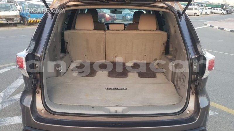 Big with watermark toyota highlander bengo province import dubai 7256