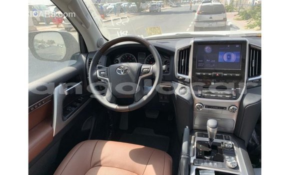 Buy Import Toyota Land Cruiser Black Car in Import - Dubai in Bengo Province Buy Import Toyota Land Cruiser Black Car in Import - Dubai in Bengo Province