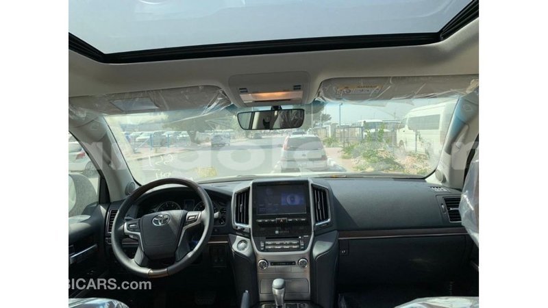 Big with watermark toyota land cruiser bengo province import dubai 7261