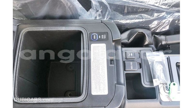 Big with watermark toyota prado bengo province import dubai 7262