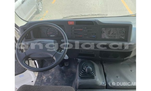 Comprar Importar Toyota Coaster Branco Carro em Import - Dubai em Bengo Province Comprar Importar Toyota Coaster Branco Carro em Import - Dubai em Bengo Province