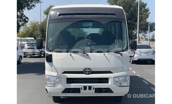 Comprar Importar Toyota Coaster Branco Carro em Import - Dubai em Bengo Province Comprar Importar Toyota Coaster Branco Carro em Import - Dubai em Bengo Province
