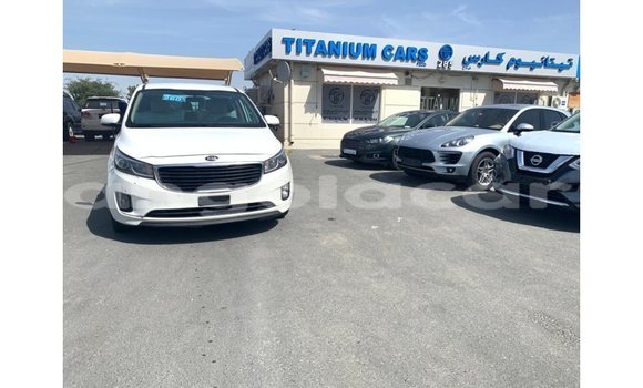Buy Import Kia Carnival White Car in Import - Dubai in Bengo Province Buy Import Kia Carnival White Car in Import - Dubai in Bengo Province