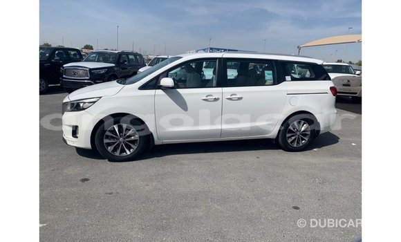 Buy Import Kia Carnival White Car in Import - Dubai in Bengo Province Buy Import Kia Carnival White Car in Import - Dubai in Bengo Province