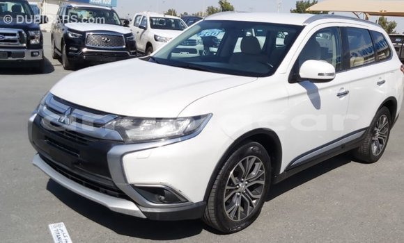 Buy Import Mitsubishi Outlander White Car in Import - Dubai in Bengo Province Buy Import Mitsubishi Outlander White Car in Import - Dubai in Bengo Province