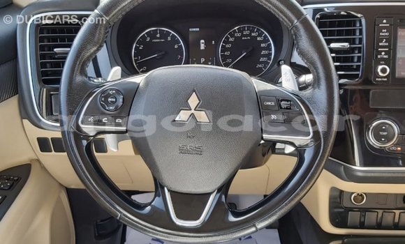 Buy Import Mitsubishi Outlander White Car in Import - Dubai in Bengo Province Buy Import Mitsubishi Outlander White Car in Import - Dubai in Bengo Province