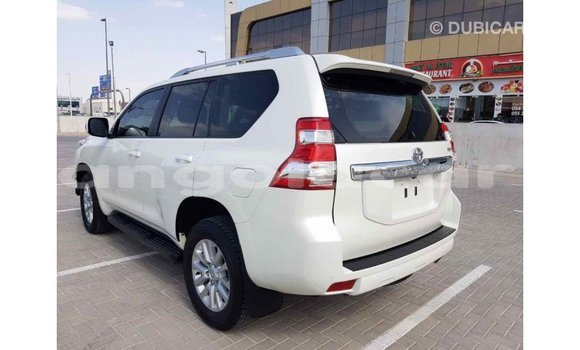Comprar Importar Toyota Prado Branco Carro em Import - Dubai em Bengo Province Comprar Importar Toyota Prado Branco Carro em Import - Dubai em Bengo Province