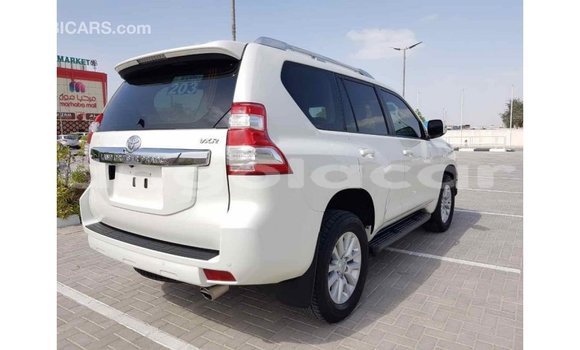 Comprar Importar Toyota Prado Branco Carro em Import - Dubai em Bengo Province Comprar Importar Toyota Prado Branco Carro em Import - Dubai em Bengo Province