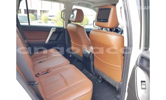 Comprar Importar Toyota Prado Branco Carro em Import - Dubai em Bengo Province Comprar Importar Toyota Prado Branco Carro em Import - Dubai em Bengo Province
