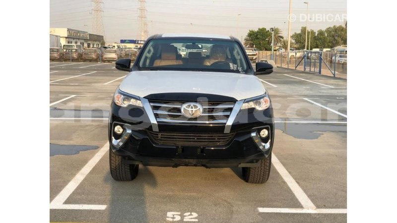 Big with watermark toyota fortuner bengo province import dubai 7303
