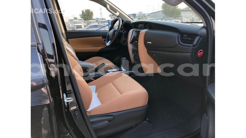 Big with watermark toyota fortuner bengo province import dubai 7303