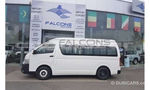 Buy Import Toyota Hiace White Car in Import - Dubai in Bengo Province Buy Import Toyota Hiace White Car in Import - Dubai in Bengo Province