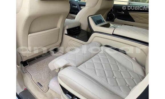 Comprar Importar Lexus LX Branco Carro em Import - Dubai em Bengo Province Comprar Importar Lexus LX Branco Carro em Import - Dubai em Bengo Province