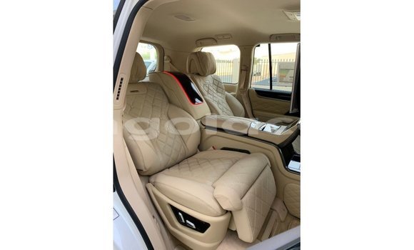 Comprar Importar Lexus LX Branco Carro em Import - Dubai em Bengo Province Comprar Importar Lexus LX Branco Carro em Import - Dubai em Bengo Province