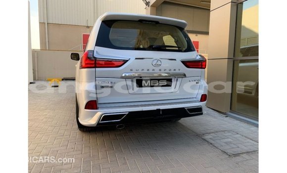 Comprar Importar Lexus LX Branco Carro em Import - Dubai em Bengo Province Comprar Importar Lexus LX Branco Carro em Import - Dubai em Bengo Province