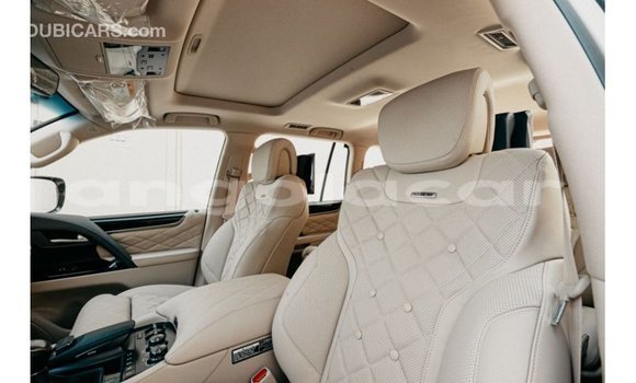 Comprar Importar Lexus LX Branco Carro em Import - Dubai em Bengo Province Comprar Importar Lexus LX Branco Carro em Import - Dubai em Bengo Province