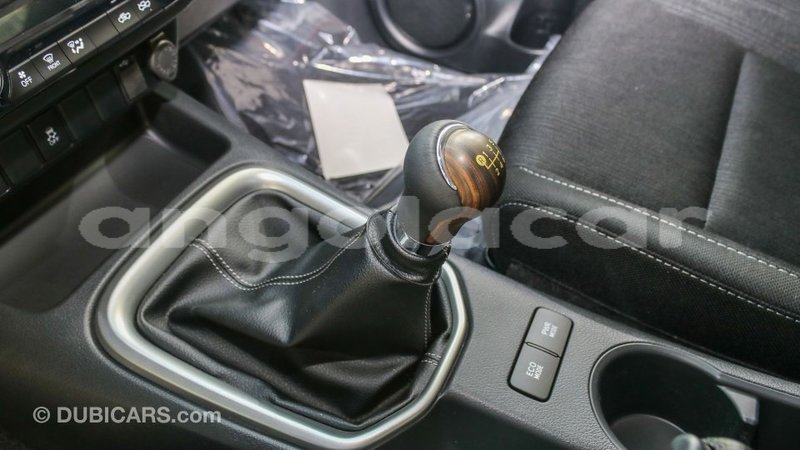 Big with watermark toyota hilux bengo province import dubai 7357