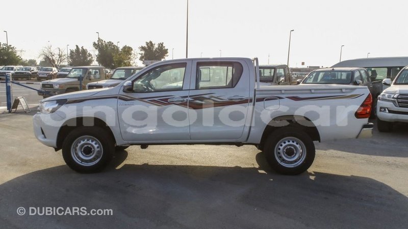 Big with watermark toyota hilux bengo province import dubai 7358