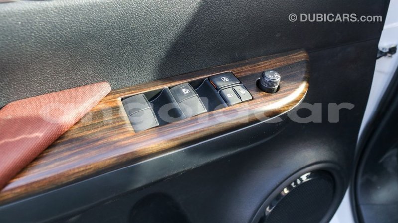 Big with watermark toyota hilux bengo province import dubai 7359