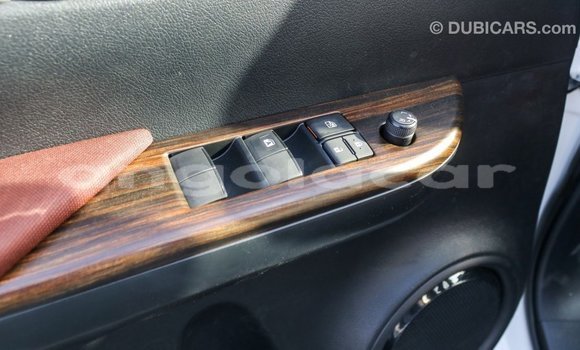 Buy Import Toyota Hilux White Car in Import - Dubai in Bengo Province Buy Import Toyota Hilux White Car in Import - Dubai in Bengo Province