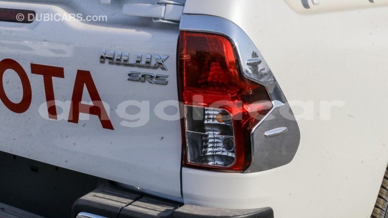 Big with watermark toyota hilux bengo province import dubai 7359
