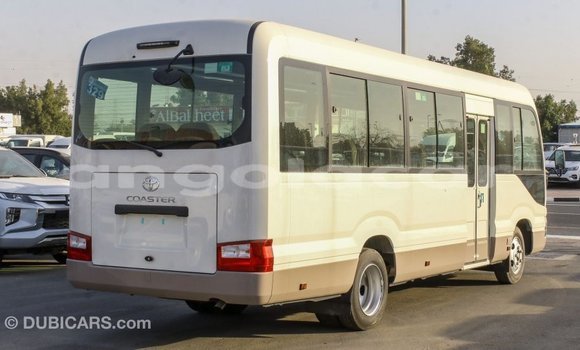 Acheter Import Voiture Toyota Coaster Blanc à Import - Dubai, Province de Bengo Acheter Import Voiture Toyota Coaster Blanc à Import - Dubai, Province de Bengo
