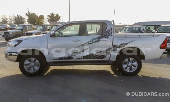 Buy Import Toyota Hilux White Car in Import - Dubai in Bengo Province Buy Import Toyota Hilux White Car in Import - Dubai in Bengo Province