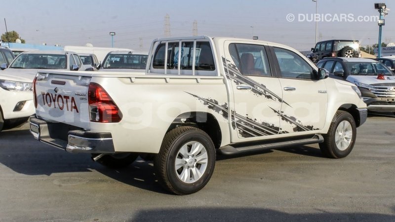 Big with watermark toyota hilux bengo province import dubai 7361