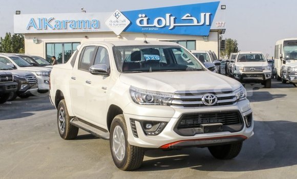 Buy Import Toyota Hilux White Car in Import - Dubai in Bengo Province Buy Import Toyota Hilux White Car in Import - Dubai in Bengo Province