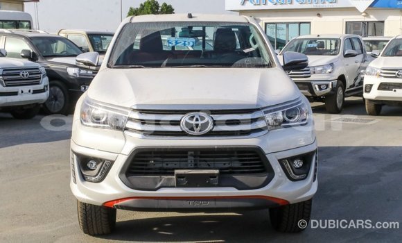 Buy Import Toyota Hilux White Car in Import - Dubai in Bengo Province Buy Import Toyota Hilux White Car in Import - Dubai in Bengo Province