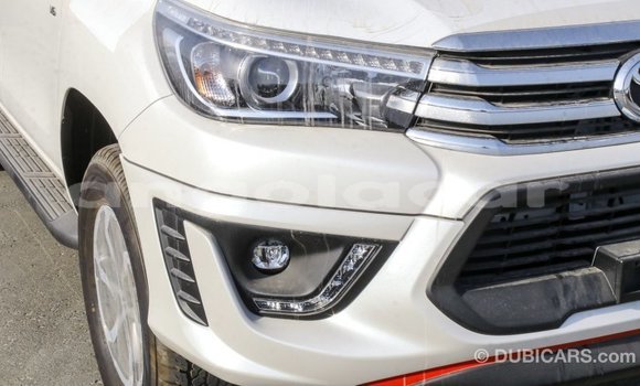 Buy Import Toyota Hilux White Car in Import - Dubai in Bengo Province Buy Import Toyota Hilux White Car in Import - Dubai in Bengo Province