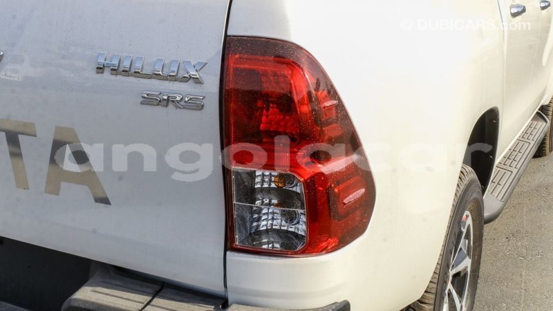Big with watermark toyota hilux bengo province import dubai 7366