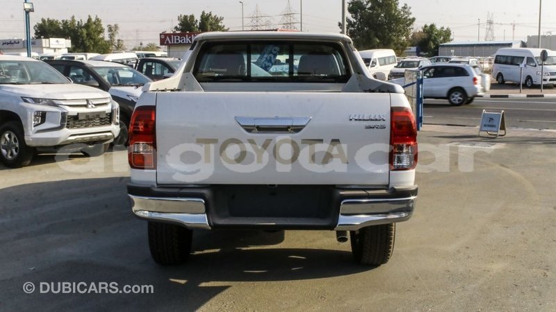 Big with watermark toyota hilux bengo province import dubai 7366